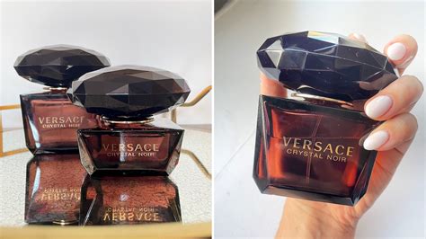 versace crystal noir smell like|versace crystal noir vs bright.